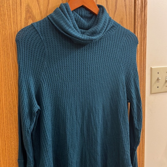 Free People We The Free Kristina Long Sleeve Thermal in Green - Picture 4 of 6